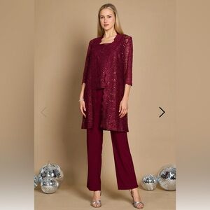 R&M Richards 1993W Plus Size Formal Pant Suit Mother of the Bride

3 pieces